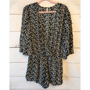 Elan Floral Daisy Print Romper XL Navy Blue White Wrap V-Neck Rayon NR-RYP7025
